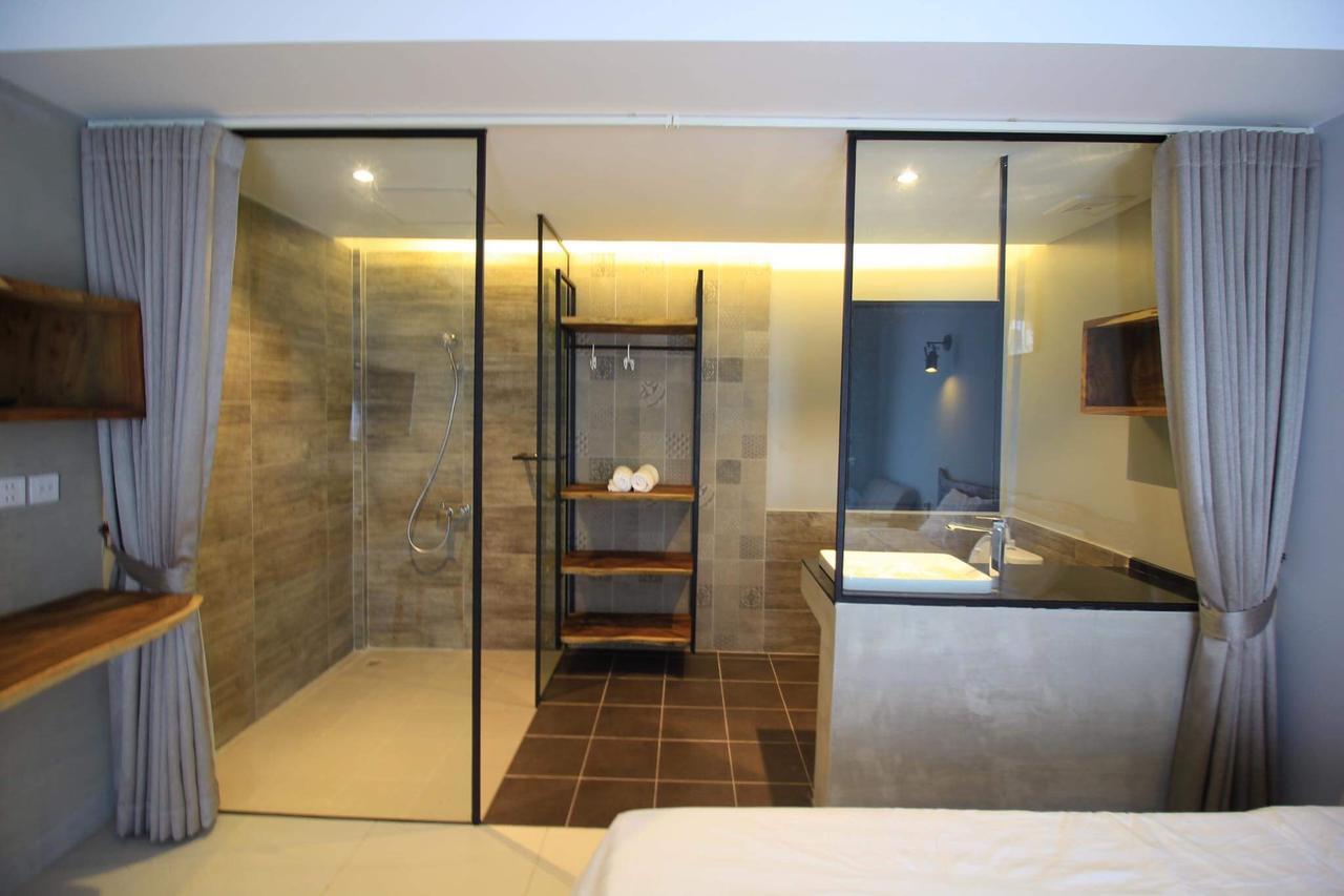 BK Hotel Phnom-Penh Buitenkant foto